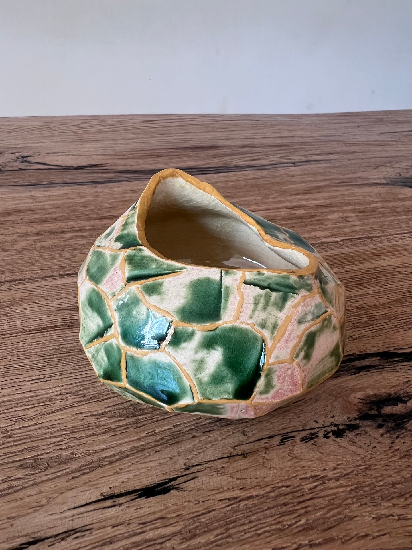Vaas object groen en goud